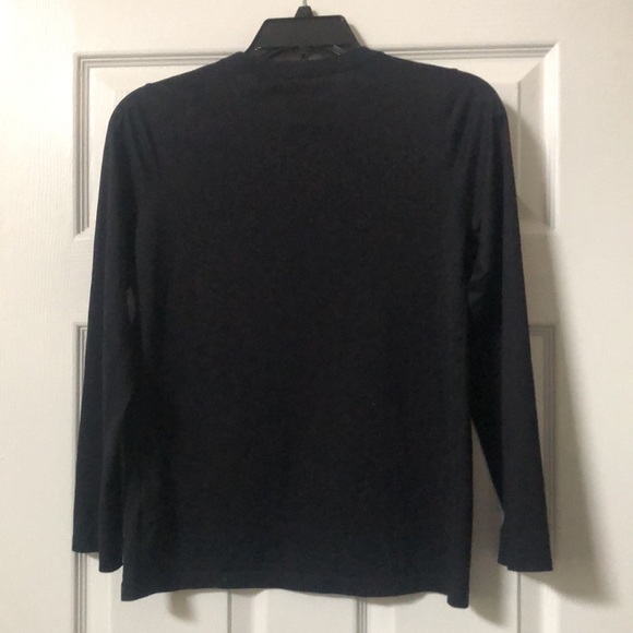 Nike Dri-Fit long sleeve youth tee shirt. Black with white swoosh logo. Good. - Picture 5 of 5